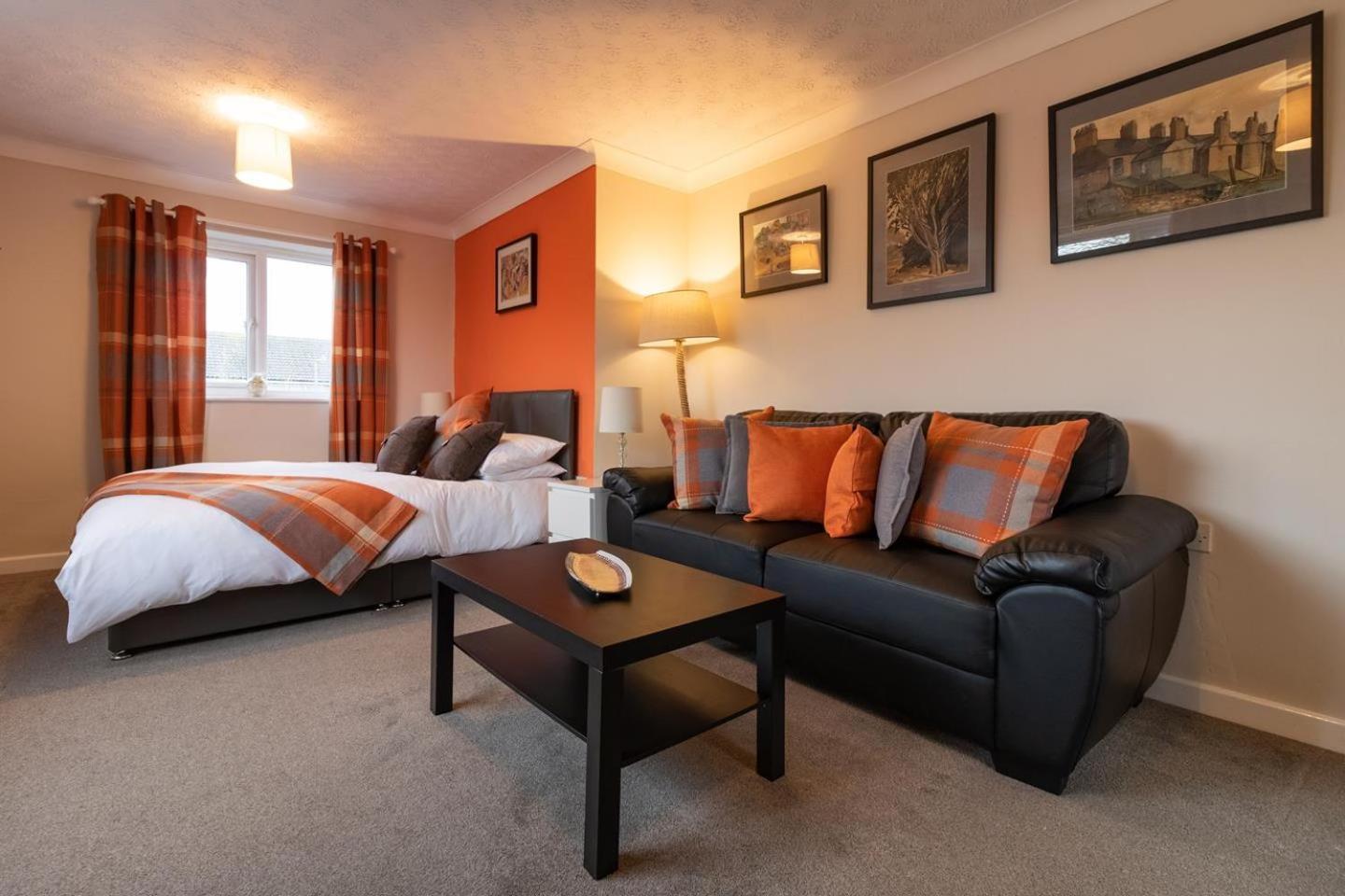 St Anne'S Serviced Accommodation - Bicester Oxfordshire Buitenkant foto