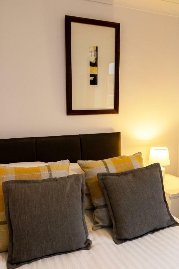 St Anne'S Serviced Accommodation - Bicester Oxfordshire Buitenkant foto