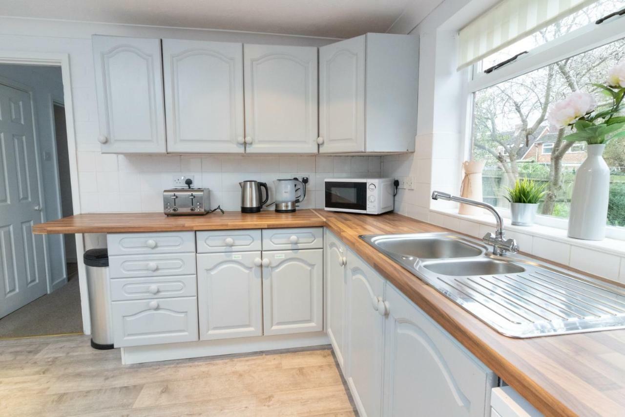 St Anne'S Serviced Accommodation - Bicester Oxfordshire Buitenkant foto