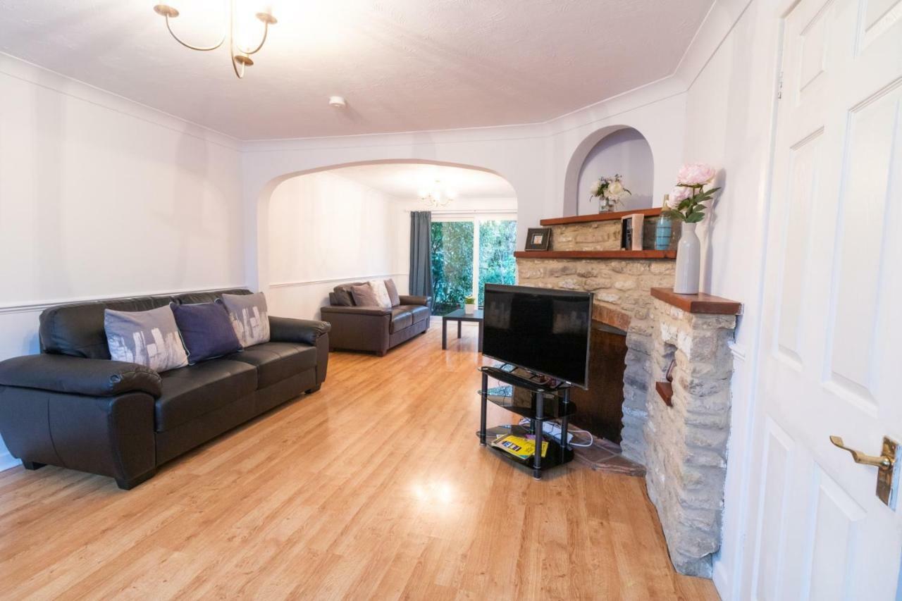St Anne'S Serviced Accommodation - Bicester Oxfordshire Buitenkant foto