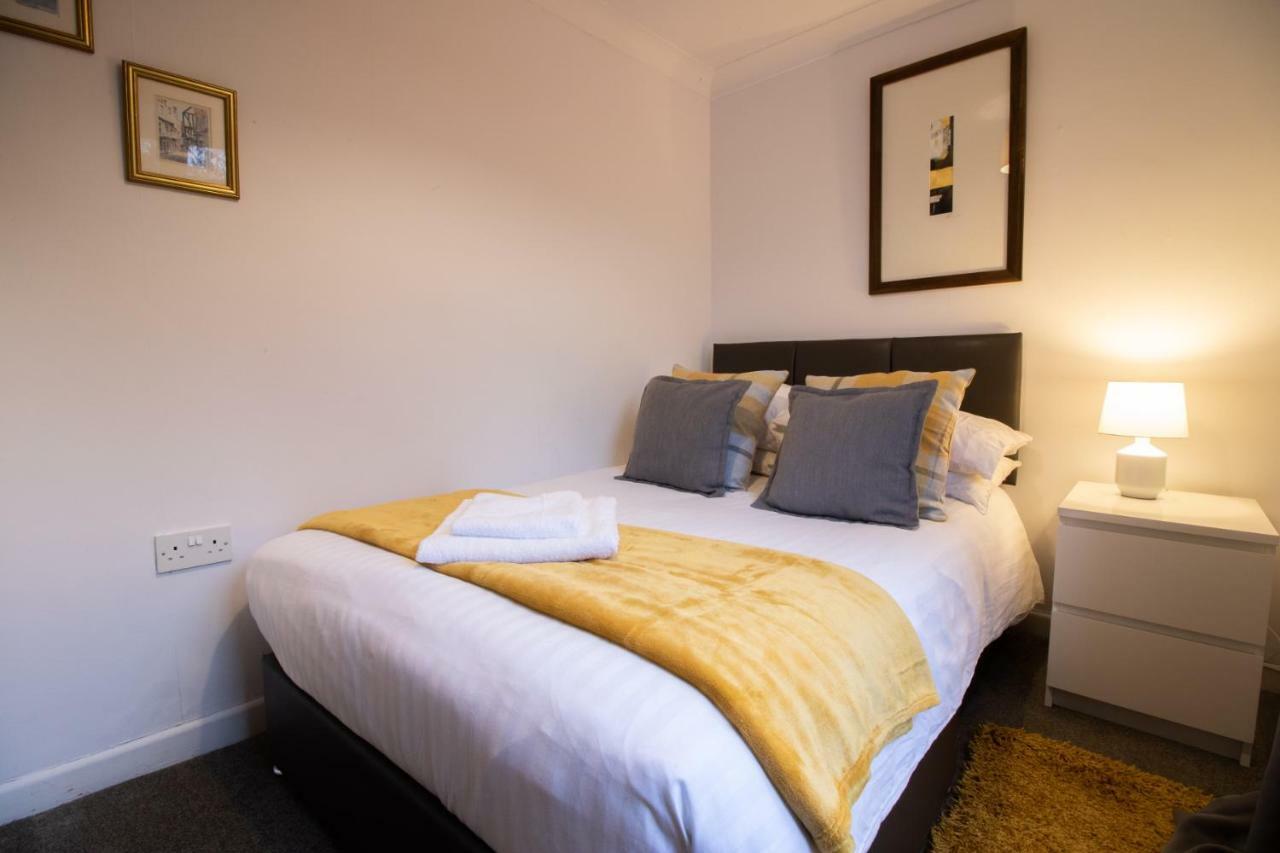 St Anne'S Serviced Accommodation - Bicester Oxfordshire Buitenkant foto